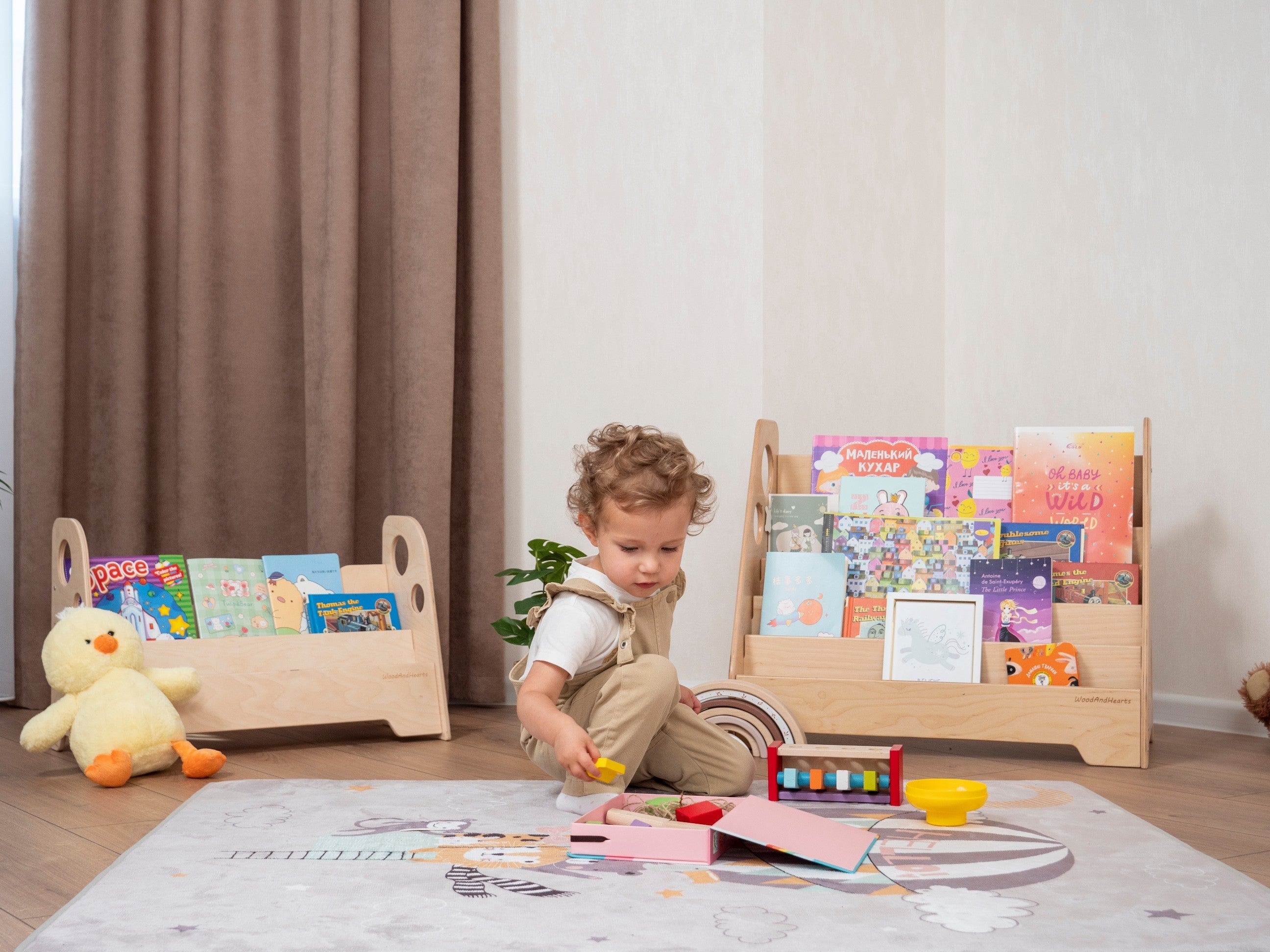 Montessori-Spielzeug zur Entwicklung der Feinmotorik: Förderung der Hand-Auge-Koordination und Geschicklichkeit