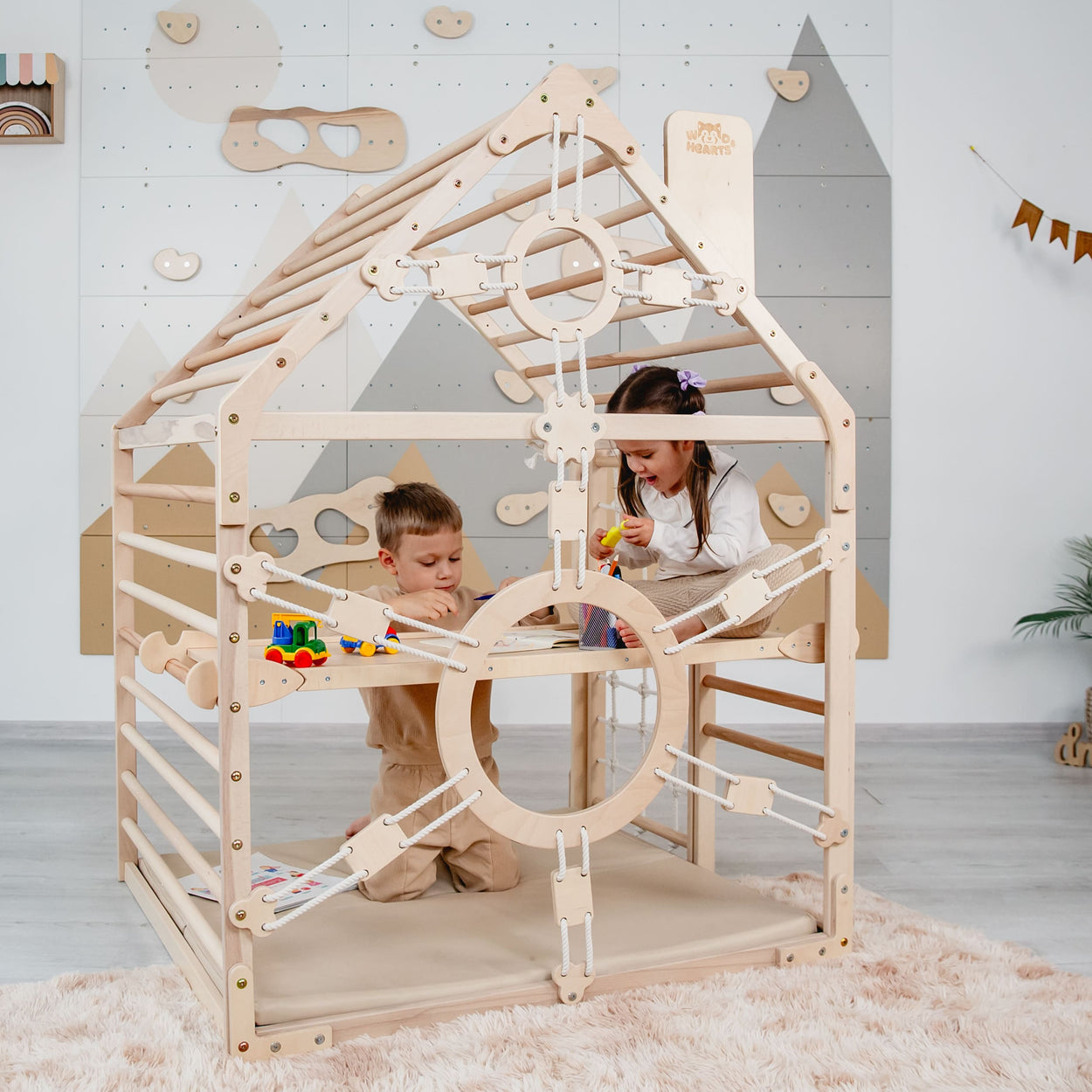 Holz Kindermöbel und Klettergerüste aus Holz