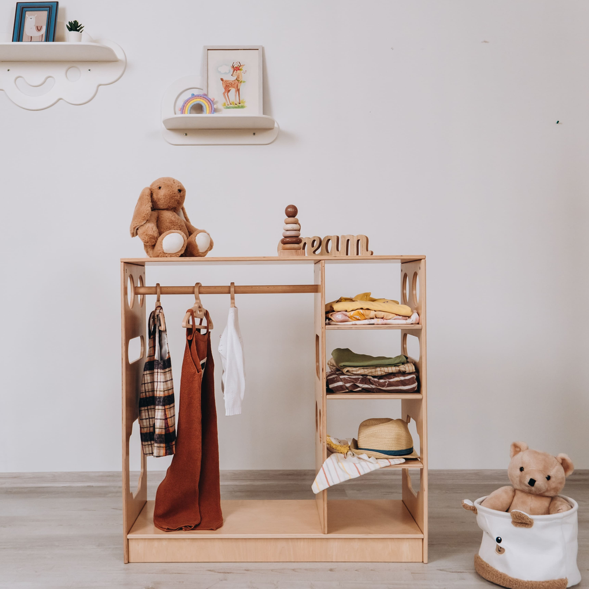 Montessori Möbel
