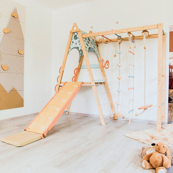 Indoor Kletterturm