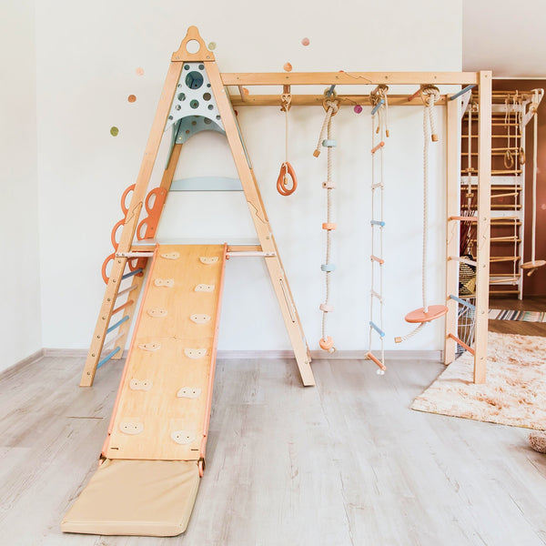 Indoor Kletterturm