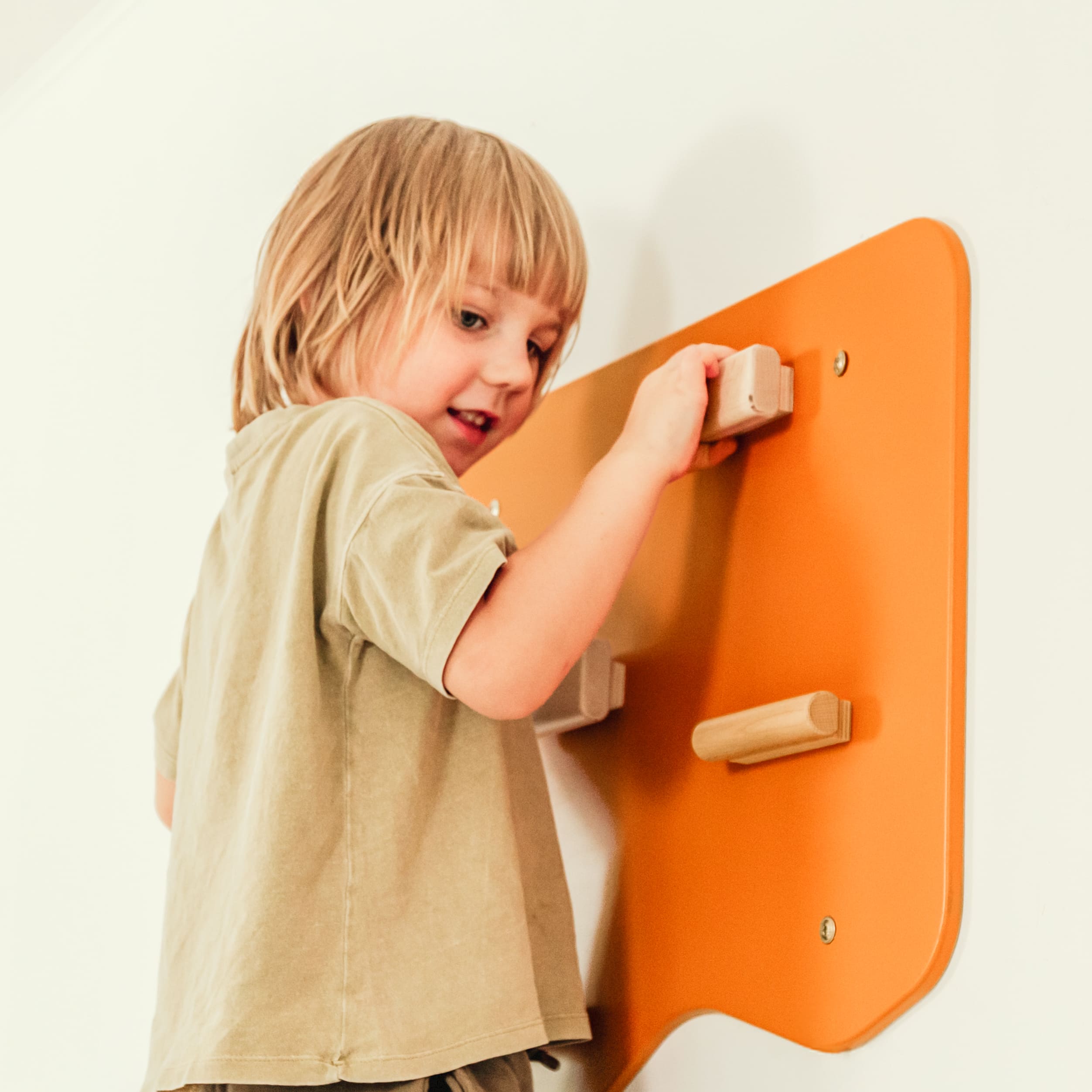 Kleinkinder Kletterwand