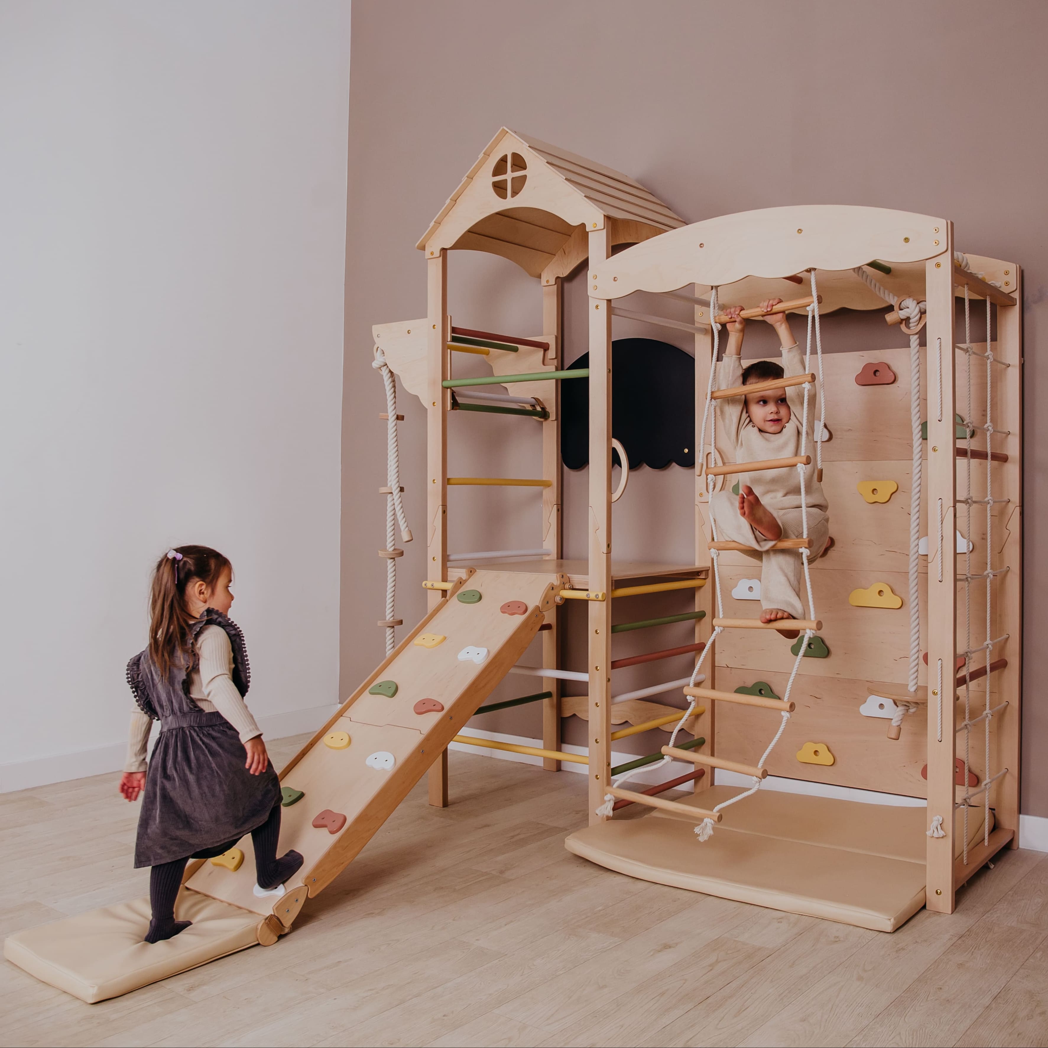 Kinder Kletterrampe