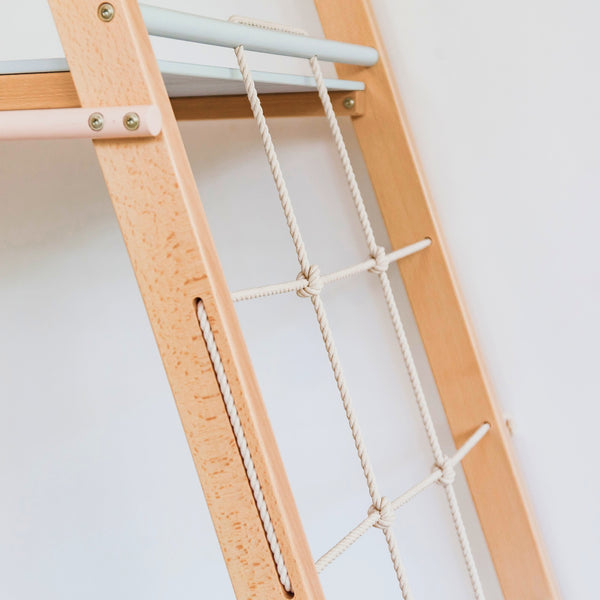 Indoor Kletterturm