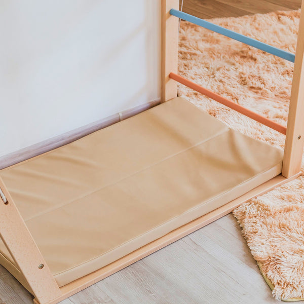 Indoor Kletterturm