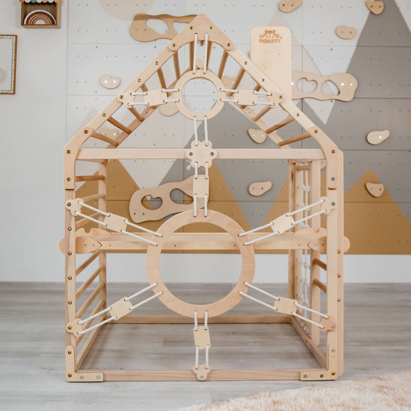 Spielhaus mit Rutsche