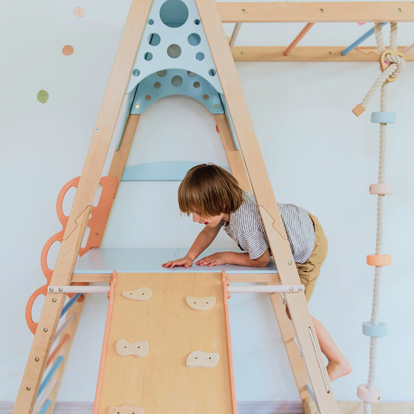 Indoor Kletterturm