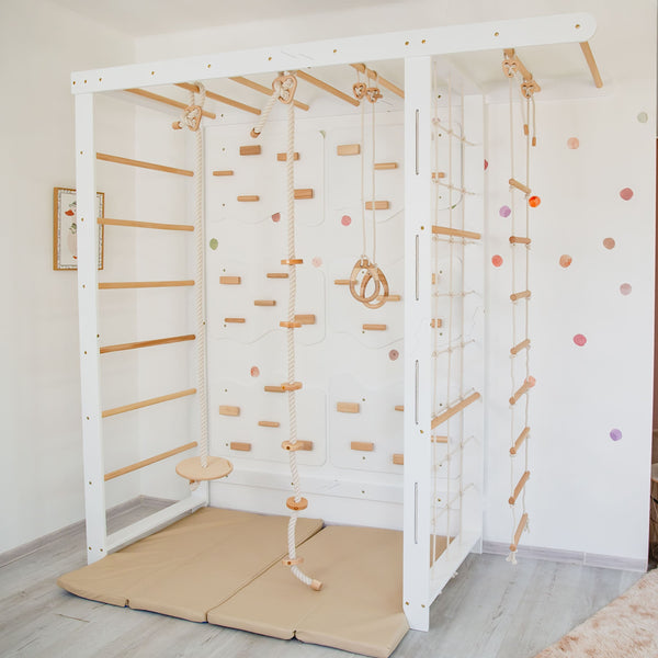 Klettergerüst aus Holz