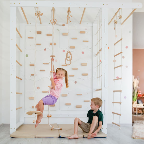 Klettergerüst aus Holz
