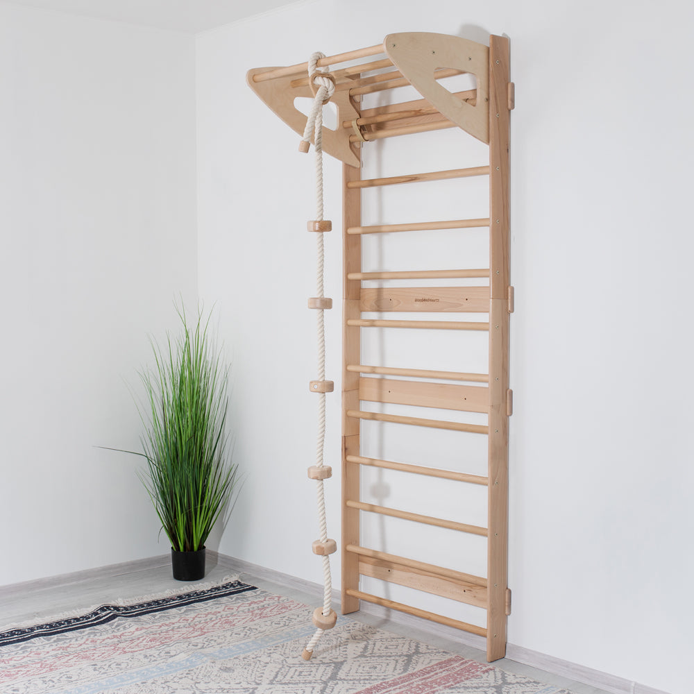 Wandstangen für Kinderzimmer mit Accessoires