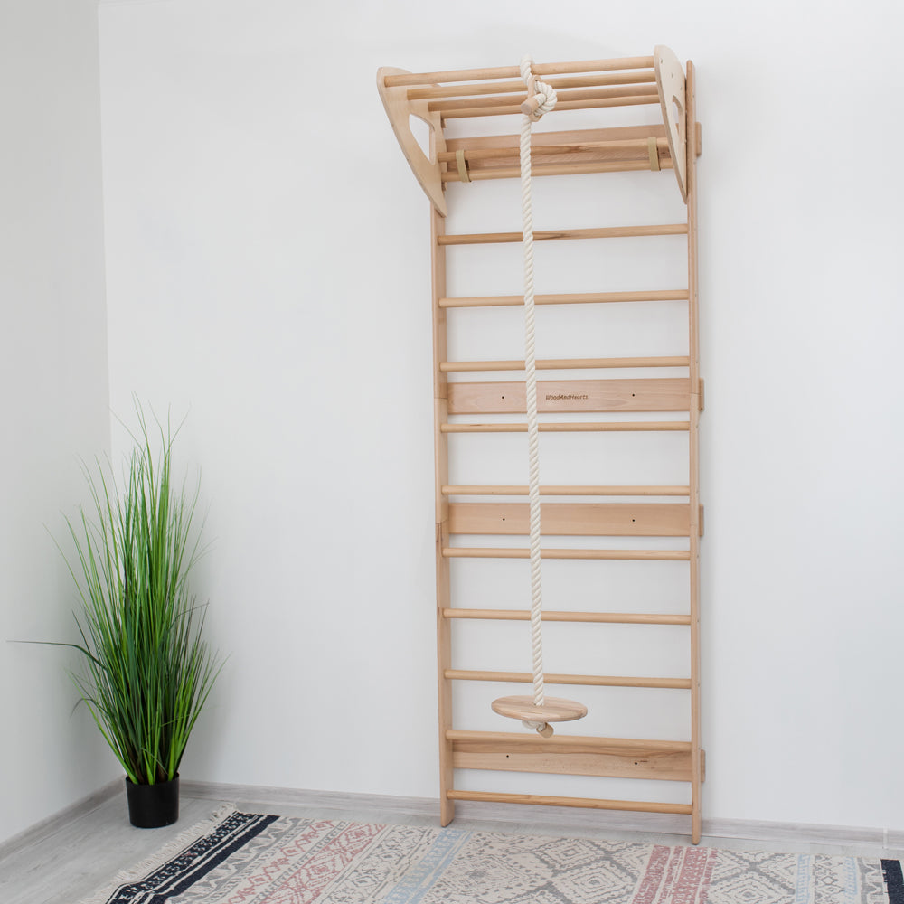 Wandstangen für Kinderzimmer mit Accessoires