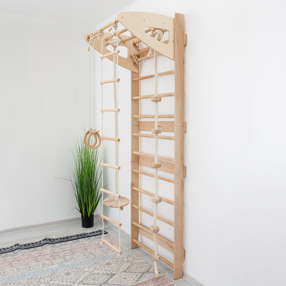 Wandstangen für Kinderzimmer mit Accessoires