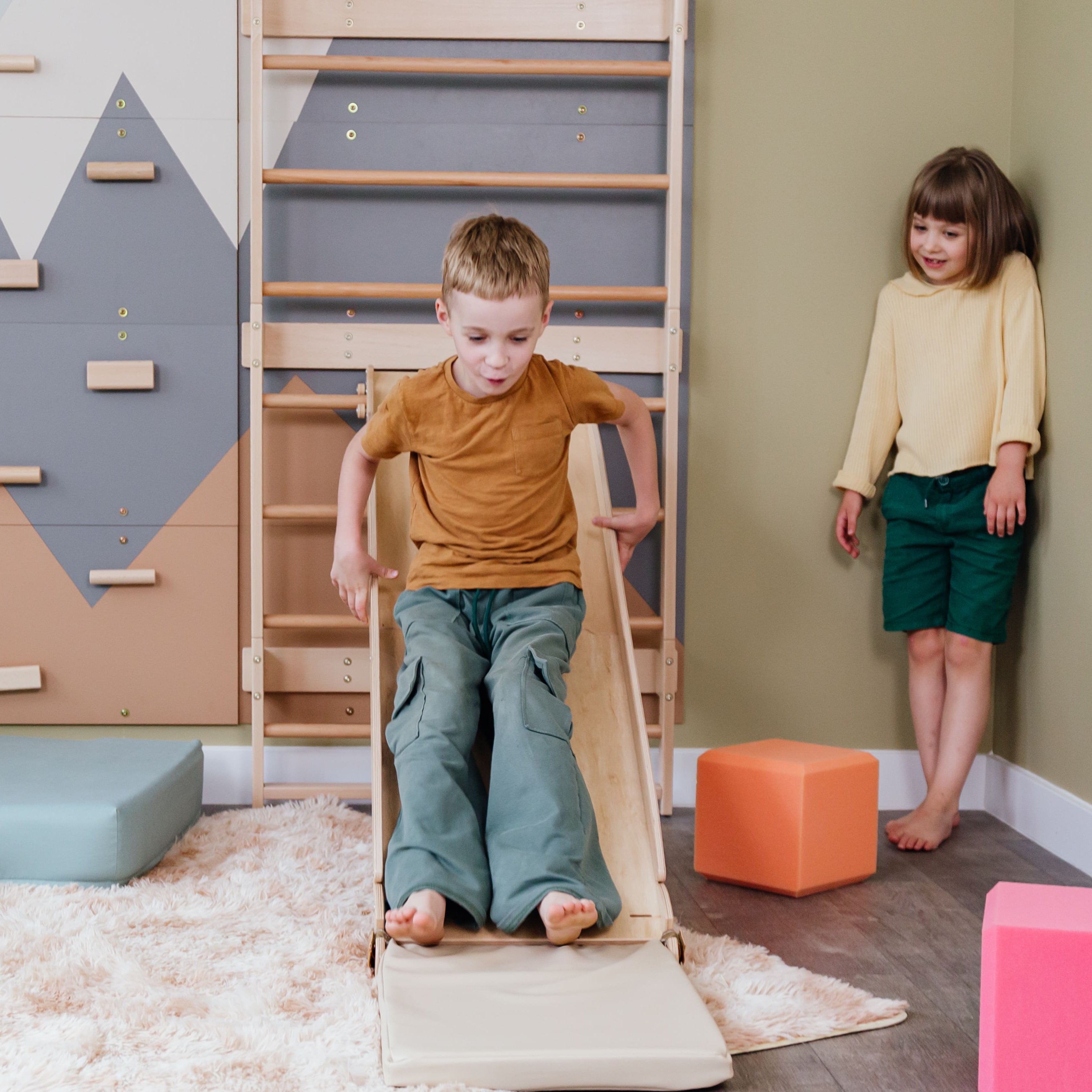 Kinder Kletterrampe