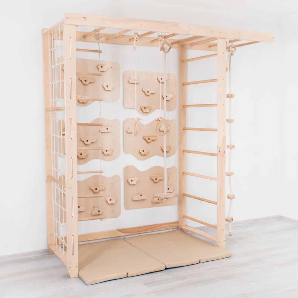 Kinderzimmer Turnwand