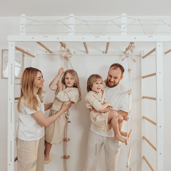 Kleinkinder Kletterturm