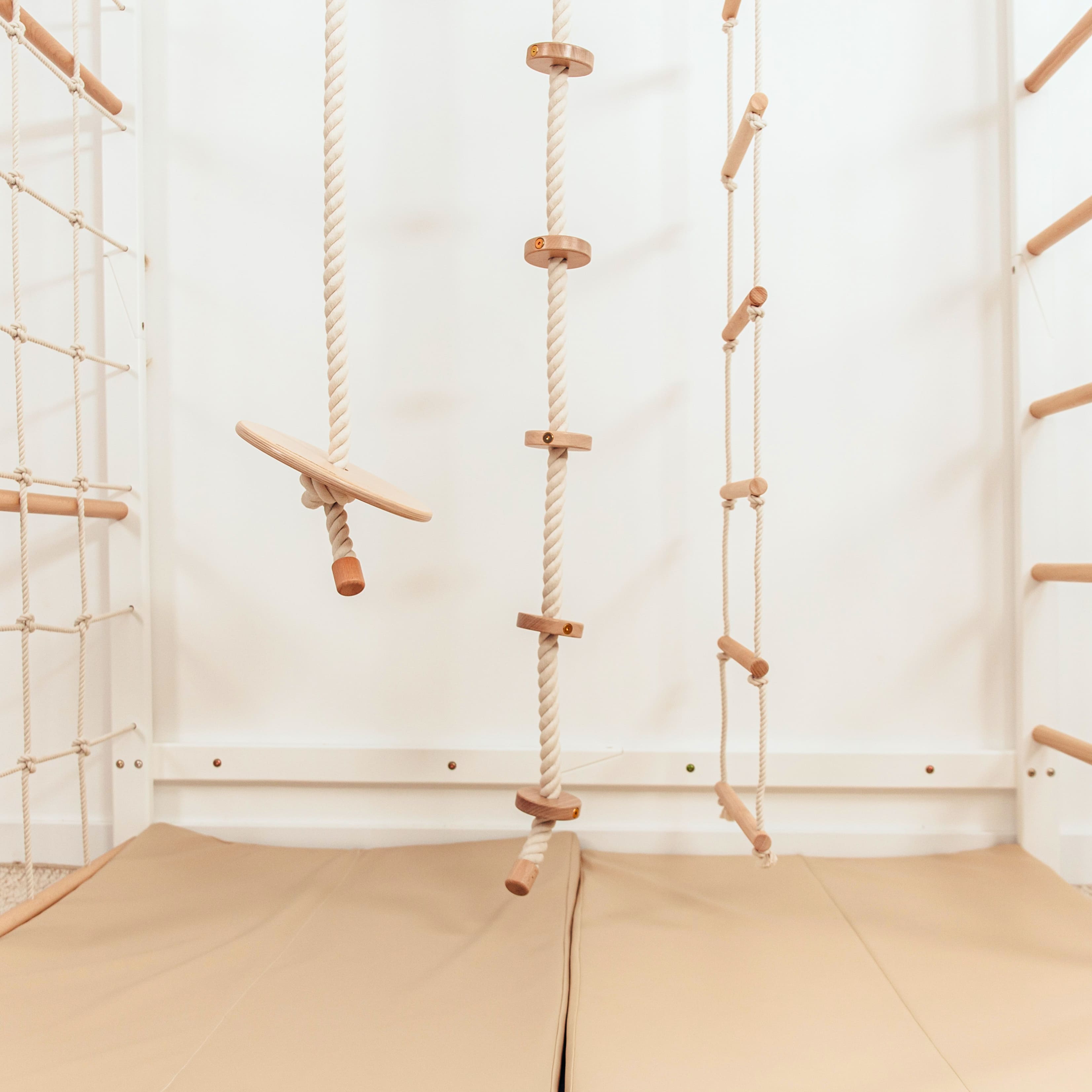 Kletterwand mit Sprossenwand
