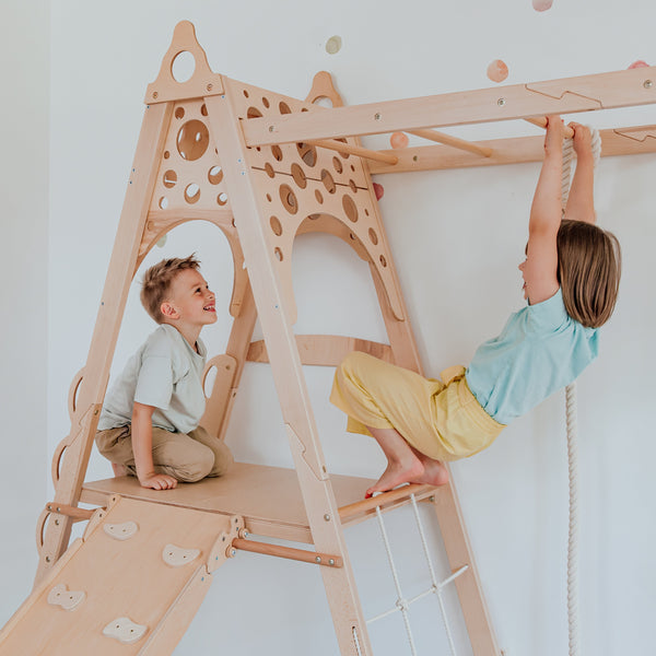 Indoor Kletterturm