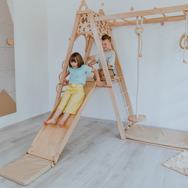 Indoor Kletterturm