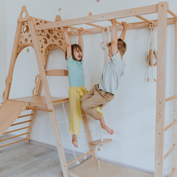 Indoor Kletterturm