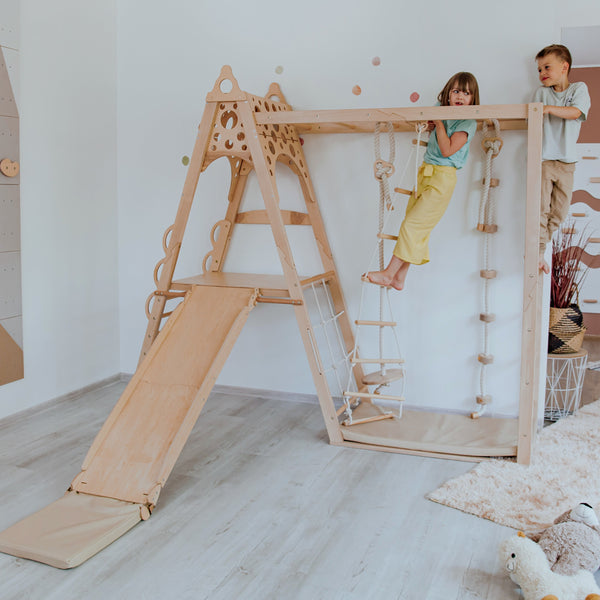 Indoor Kletterturm