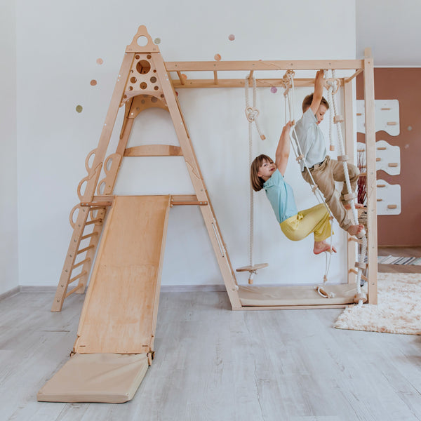 Indoor Kletterturm