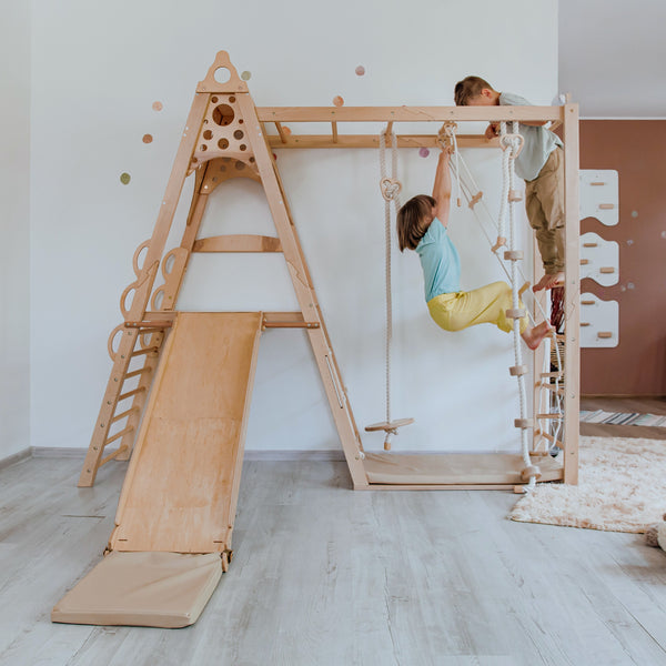 Indoor Kletterturm