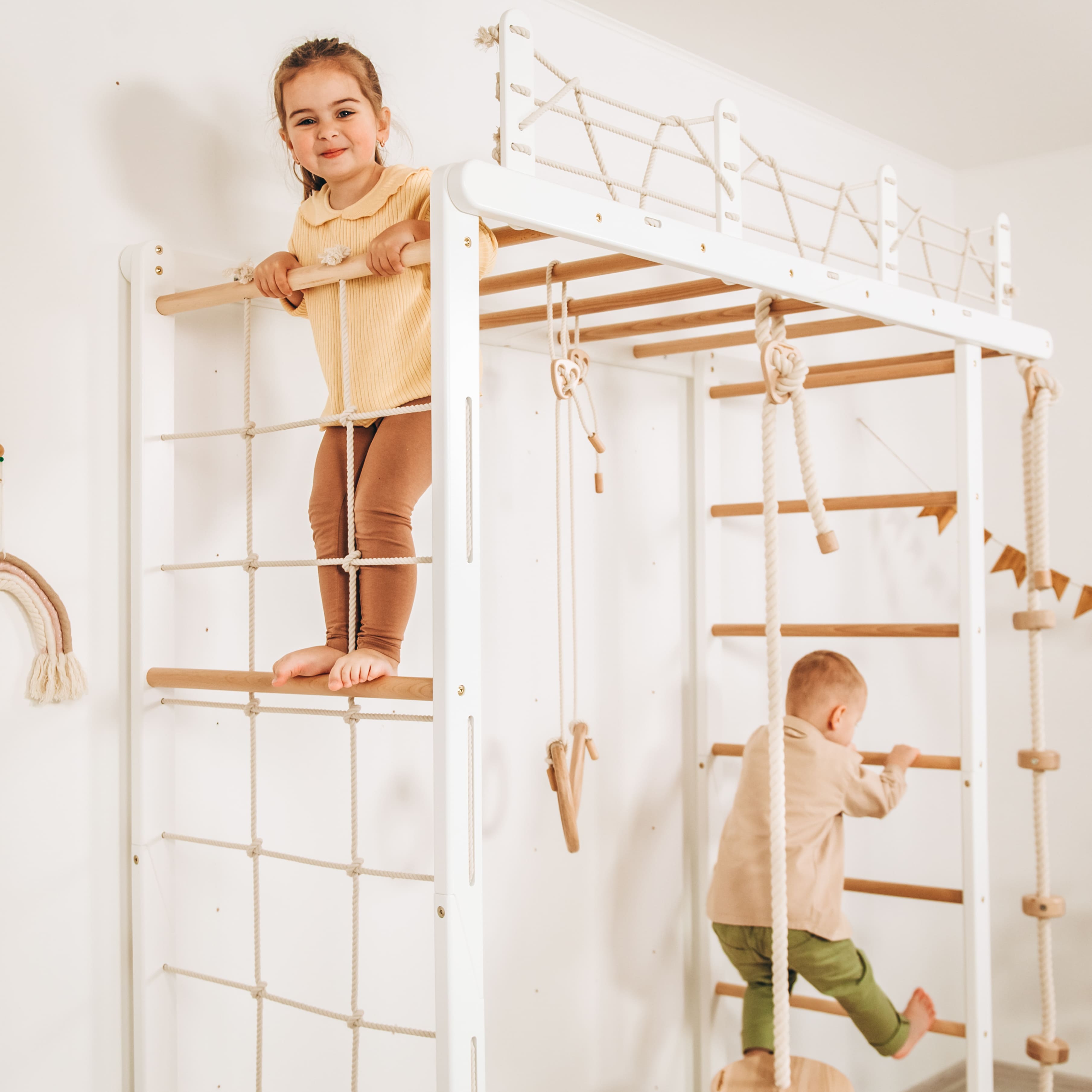 Kletterwand mit Sprossenwand