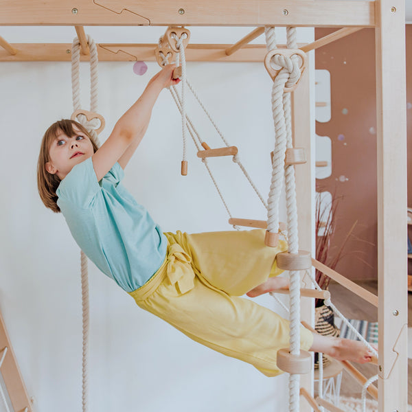 Indoor Kletterturm