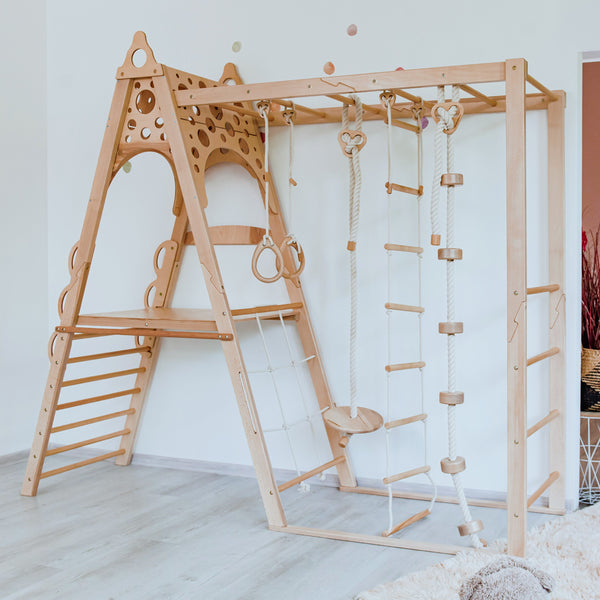 Indoor Kletterturm
