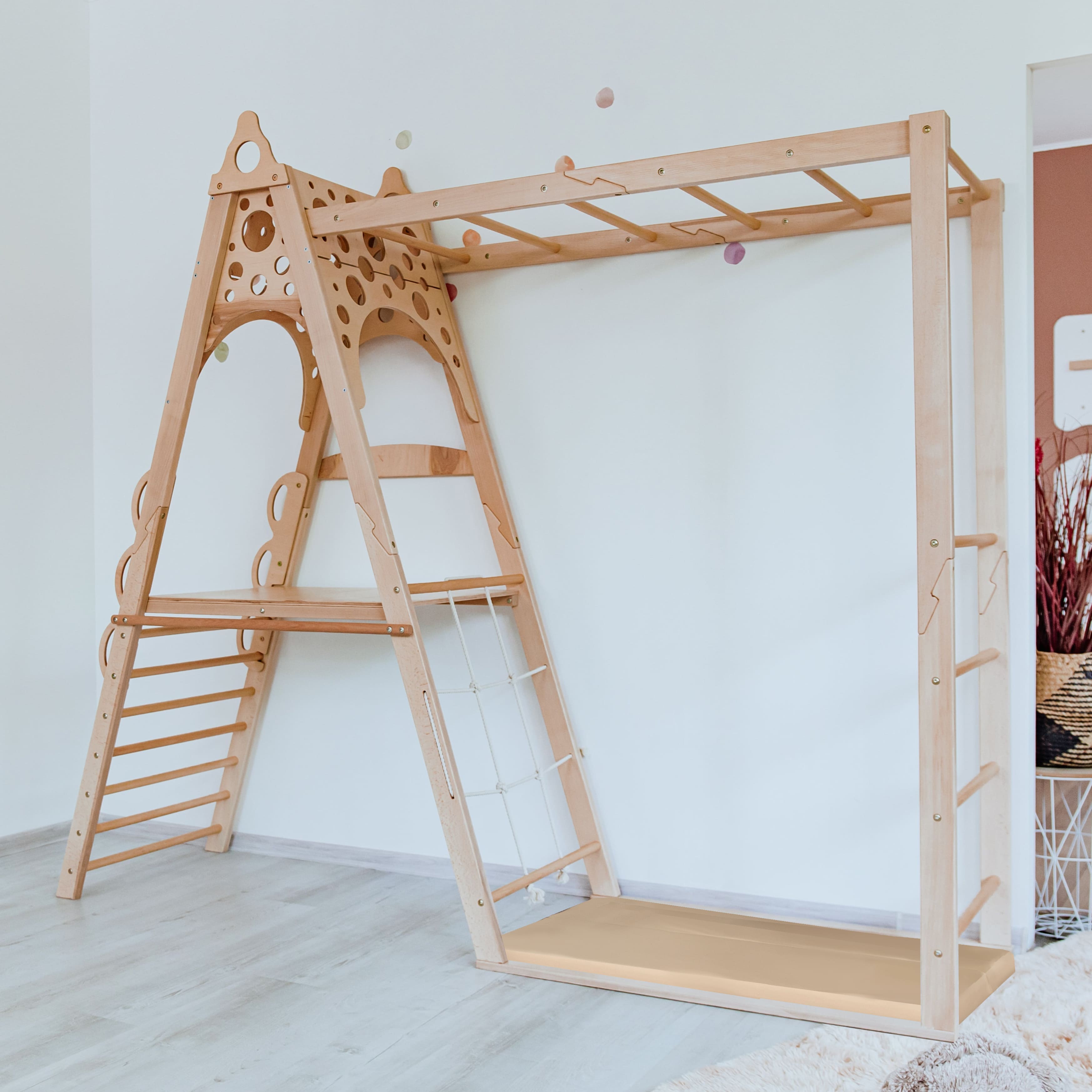 Indoor Kletterturm
