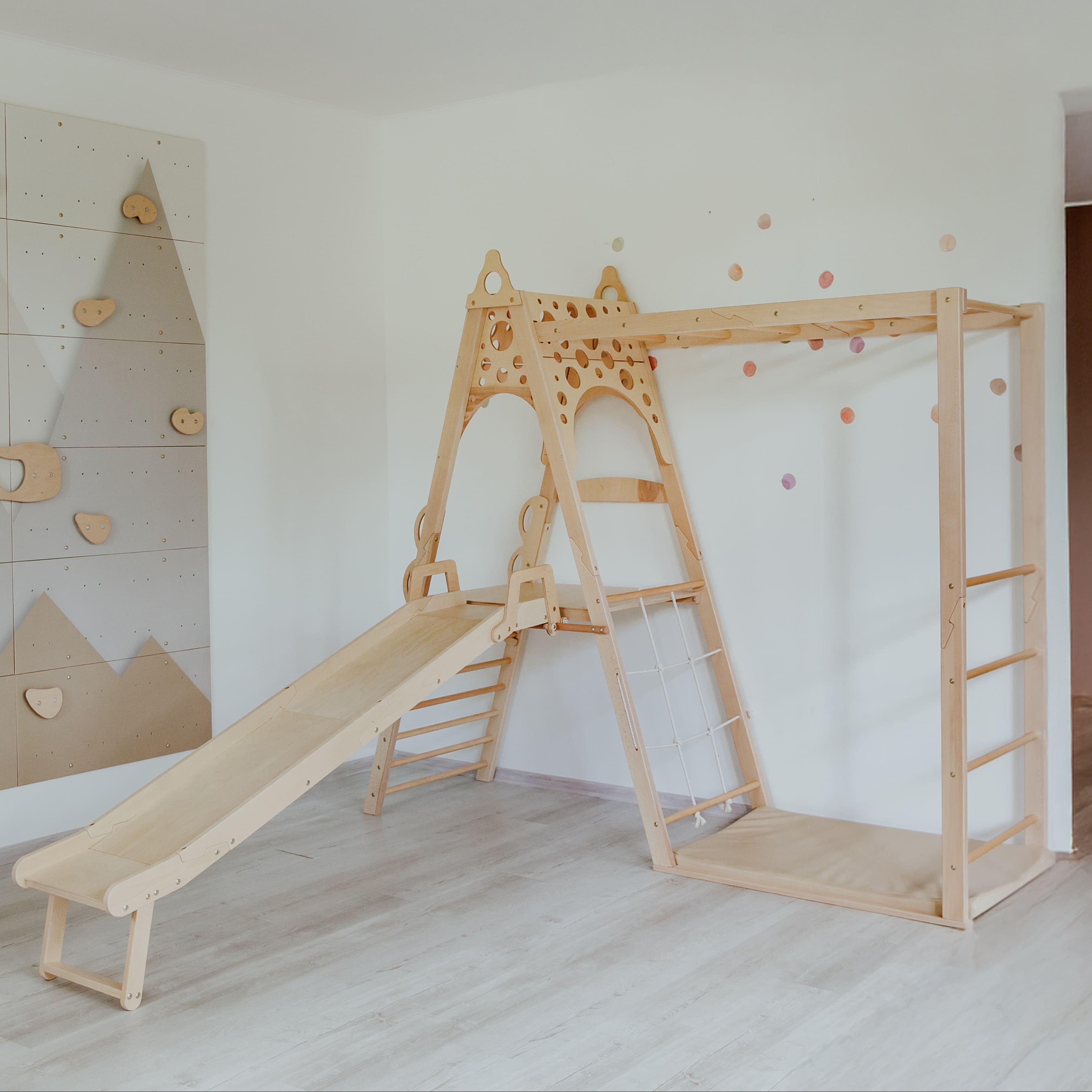 Kinderrutsche aus Holz