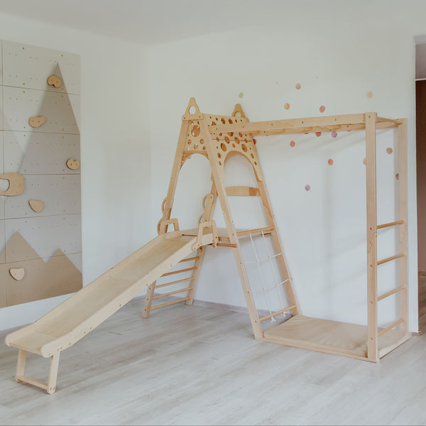 Kinderrutsche aus Holz
