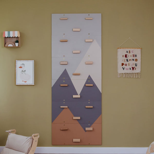 Kletterwand für Kinder “Gebirge”