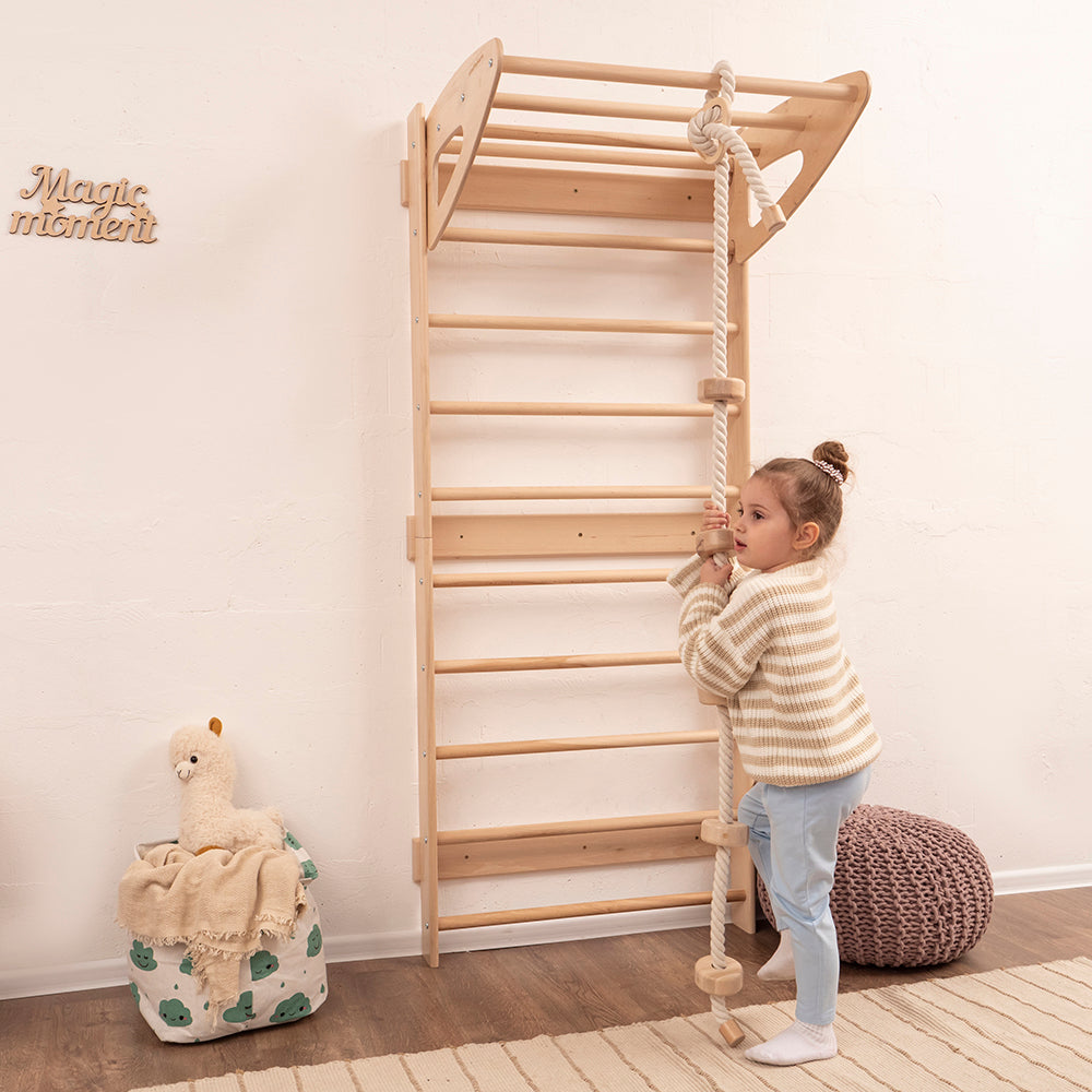 Wandstangen für Kinderzimmer mit Accessoires
