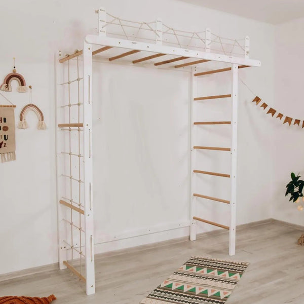 Kleinkinder Kletterturm